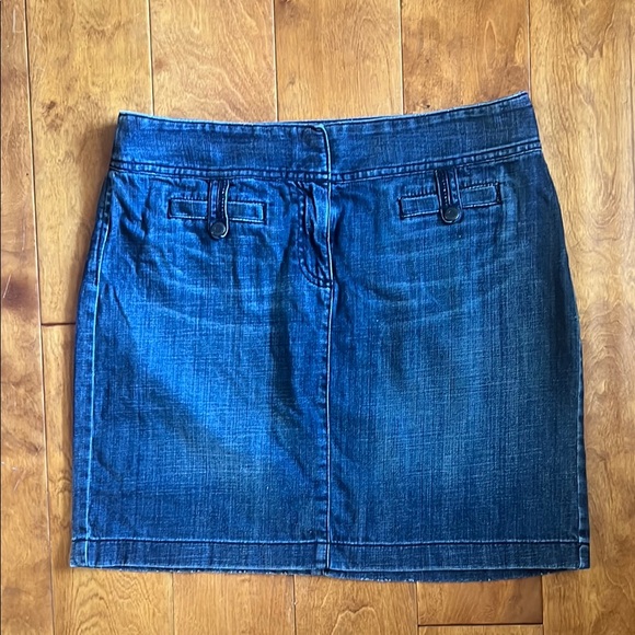 LOFT Dresses & Skirts - Vintage Ann Taylor Loft Denim Dark Wash Blue Mini Skirt Size 4 Nautical Summer